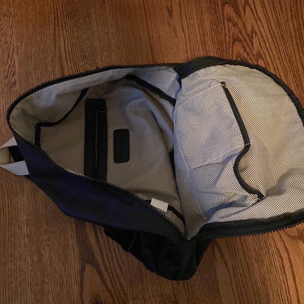 Backpack From Steve Madden. Multiple Pockets. - image 3